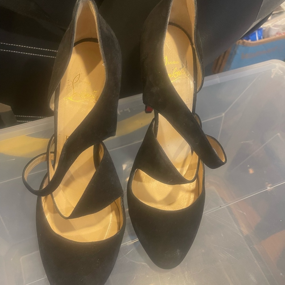 Christian Louboutin Suede heels